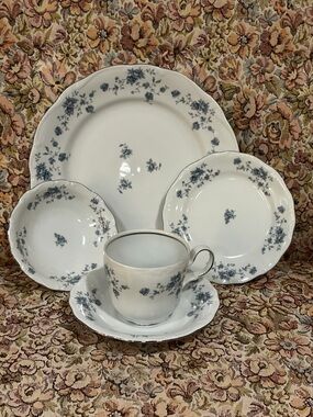 Haviland blue garland White Porcelain Dinnerware one place setting